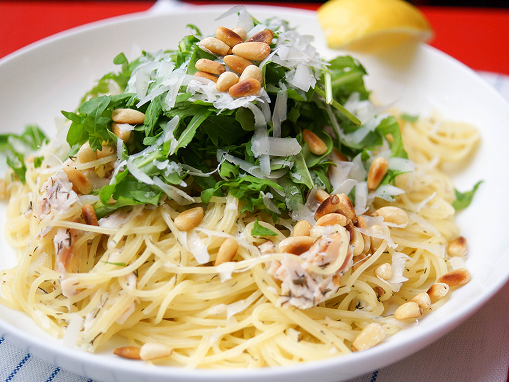 Lee más sobre el artículo Espaguetis Carbonara con Col Picuda